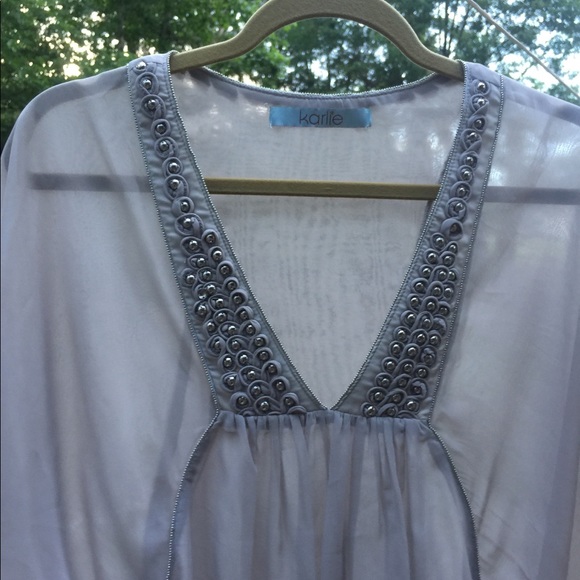Karlie Top sheer silver bead trim. Size M - Picture 5 of 5